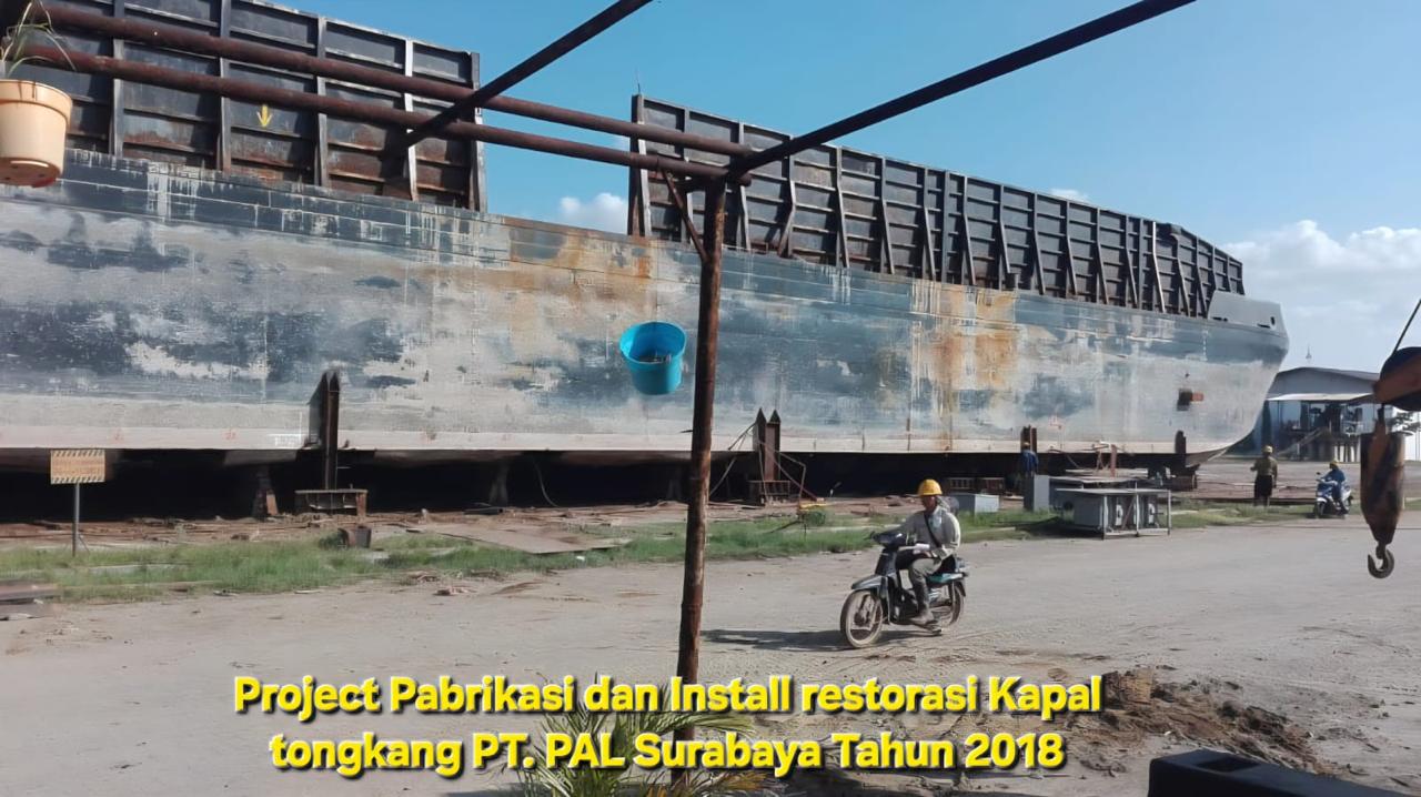 Restorasi Kapal Tongkang